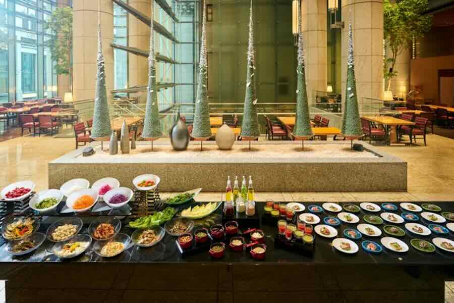 Mandarin Oriental Tokyo Hosts Limited-Time Buffet Until July 31