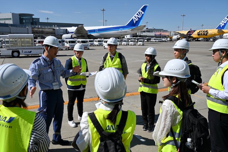 Ground Handling Industry Association Holds Workplace Tour for Students at Haneda Airport Aiming to Improve Recognition and Secure Talent Through Industry-Academia Collaboration