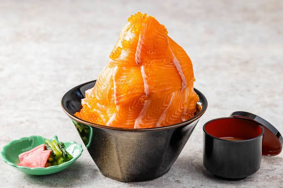 Kyukamura Norikura Kogen Offers ‘3026 Norikura Shinshu Salmon Bowl’ from July 1 to October 31