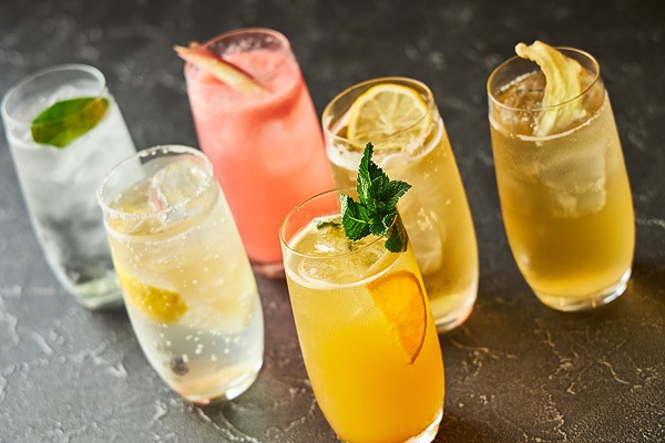 Hotel Metropolitan Sells Original ‘Highball’ & ‘Cocktails’ for the Summer