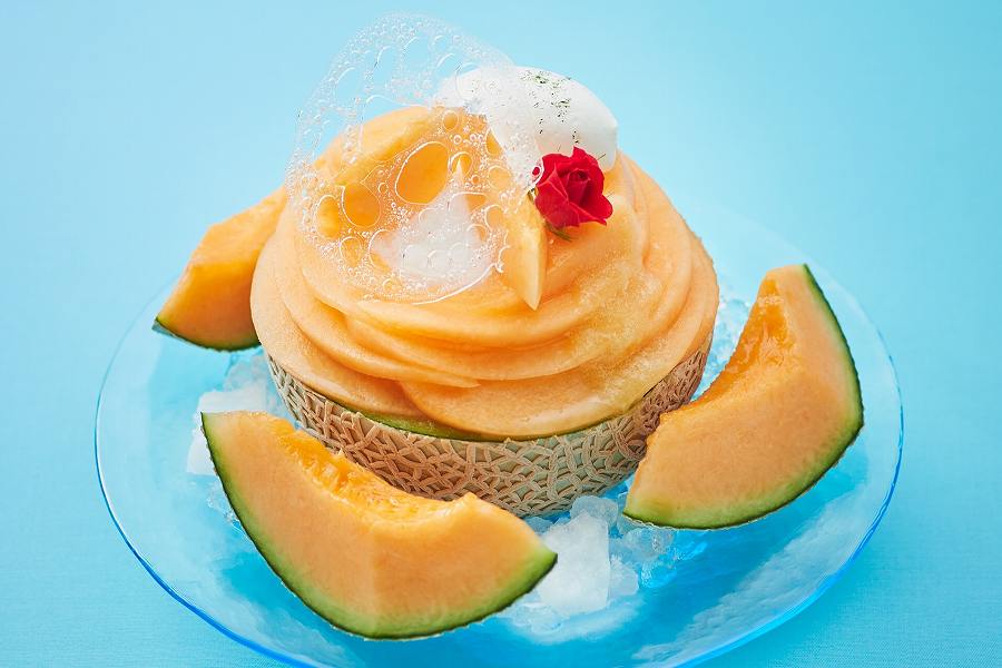 Hotel Nikko Osaka Sells ‘Premium Shaved Ice’ Featuring a Whole Melon and More