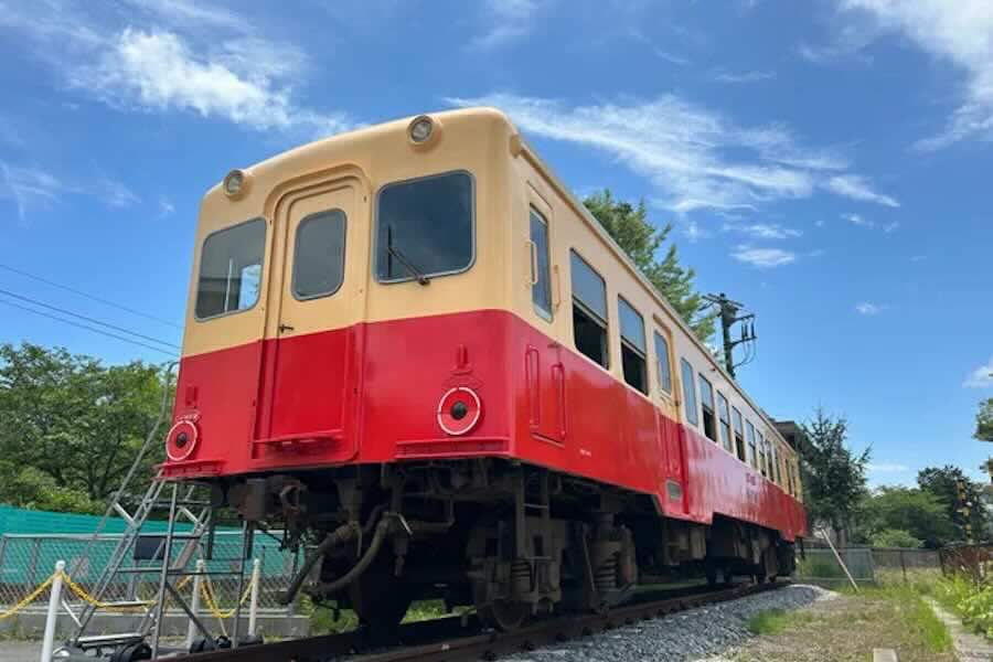 Takataki Lake Glamping Resort to Open on August 1st with Renovated Kominato Railway Kiha 203 Train Car Rooms