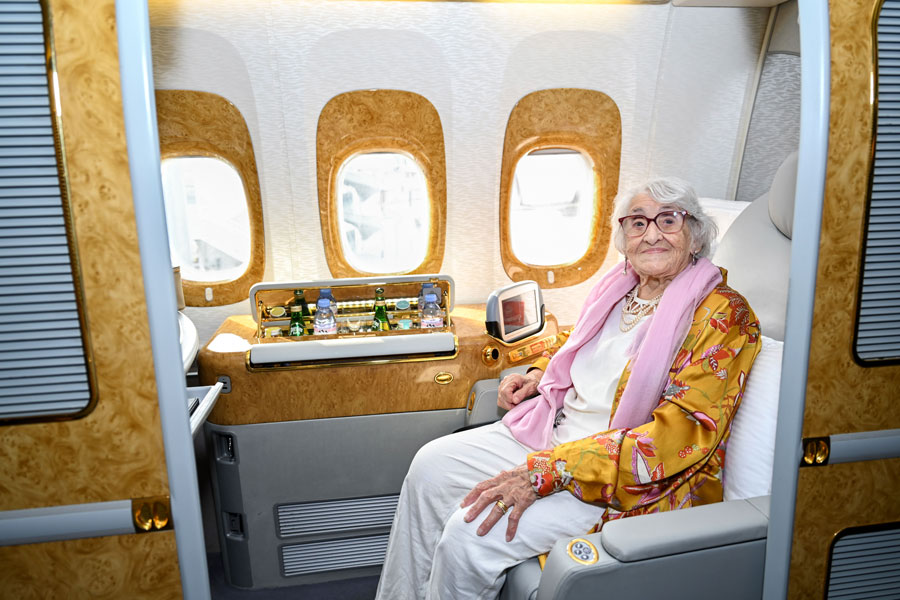 Emirates Flies 101-Year-Old Traveler to Algiers, Upgrades to First Class