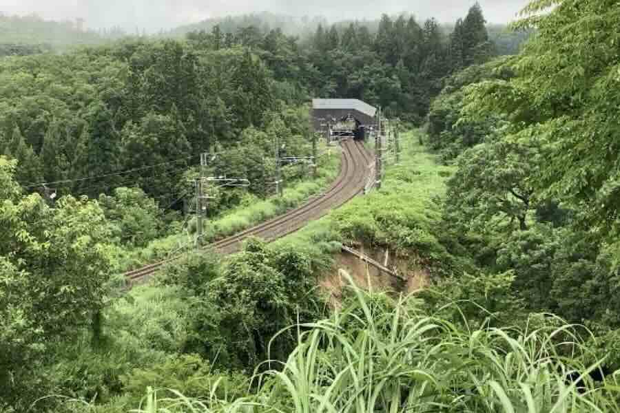 JR East Suspends Yamagata Shinkansen and Other Lines Until Mid-August Due to Heavy Rain