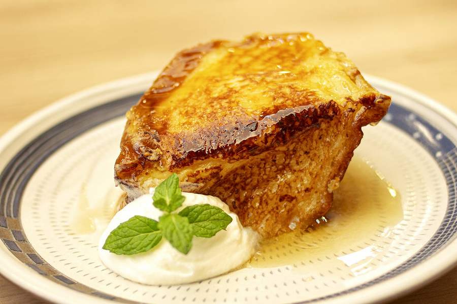 Oriental Hotel Fukuoka Hakata Station Offers Special French Toast