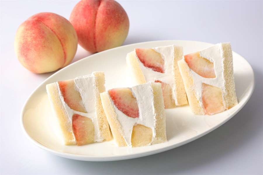 Hotel New Otani Makuhari Offers ‘Whole Peach Fruit Sandwich’ Until August 31