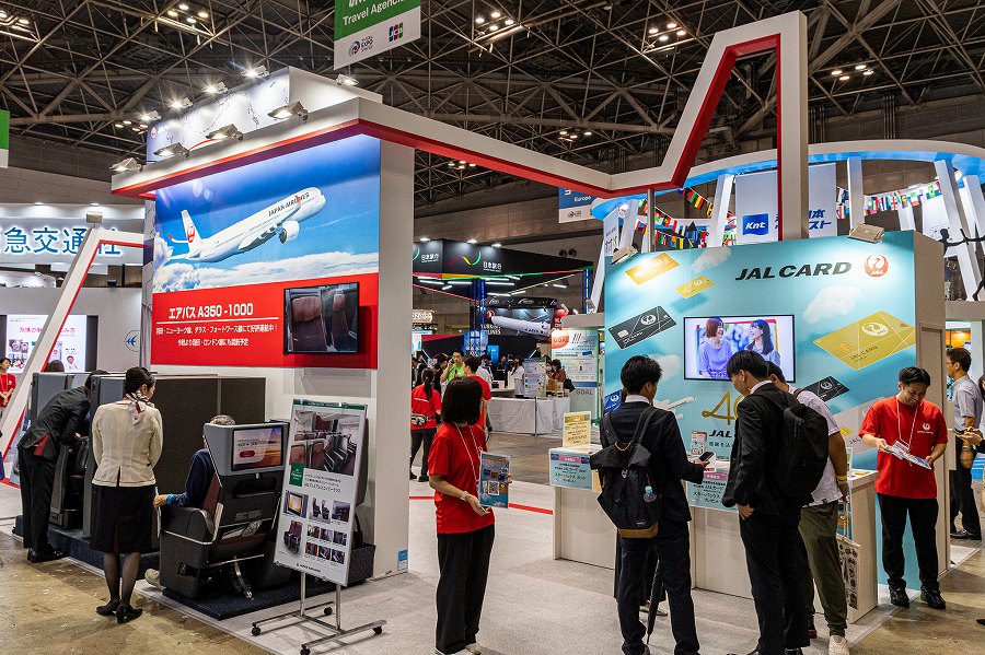 JAL Displays Business Class Seats for A350-1000 Aircraft at Tourism EXPO Japan 2024