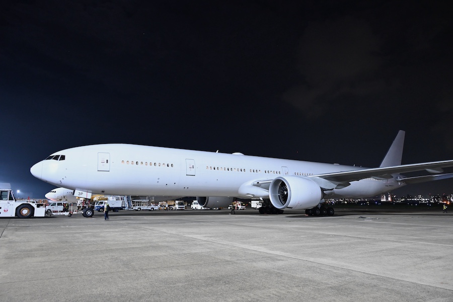 JAL 777-300ER JA734J N3243P