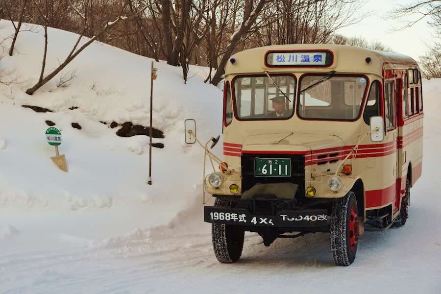 Iwate Prefecture North Bus Operating Bonnet Buses Until March 2025